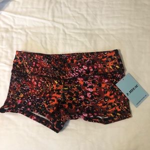 FLEO copper lust shorts nwt medium